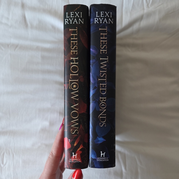 These Hollow Vows and These Twisted Bonds Books by Lexi Ryan - Picture 4 of 5